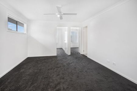 Luxury 3 Bdm Townhouse - Photo 3