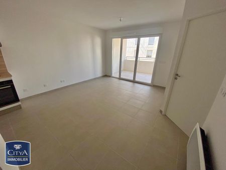 Location Appartement 2 pièces 40m² HYERES 83400 - Photo 2