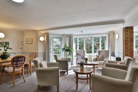 BH1, St. Peters Court, BH1 2JU, Bournemouth - Photo 2