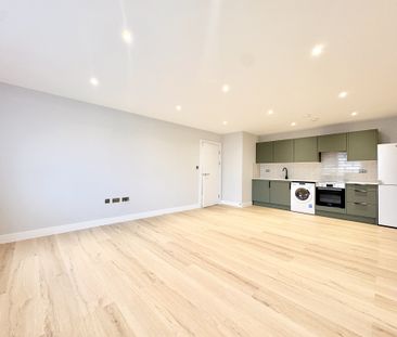 Waterloo House, London Road - Photo 3