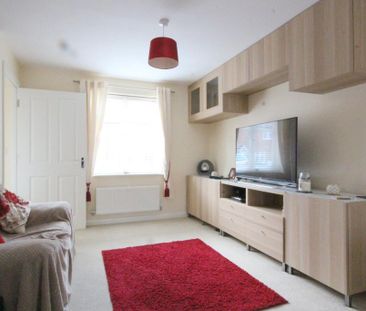 2 bedroom semi-detached house to rent - Photo 1