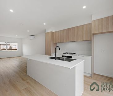Brand New 4-Bedroom Townhouse in Balmain Estate - Photo 5