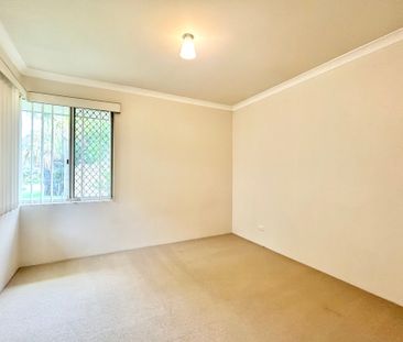GREAT SIZED FAMILY HOME - Photo 4