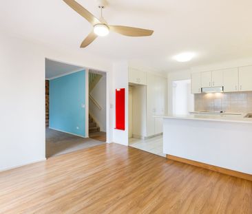 2/40 Government Road, Labrador QLD 4215 - Townhouse For Rent | Domain - Photo 1