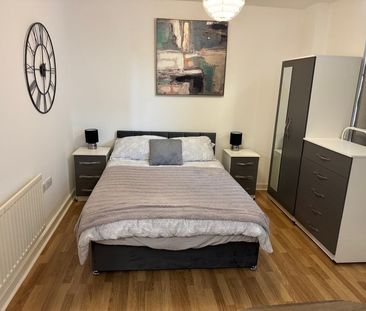 Studio Flat, Balmoral House, BS1 - Photo 2