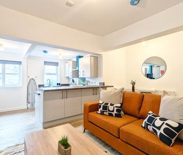 1 bedroom in a house share to rent - Photo 4