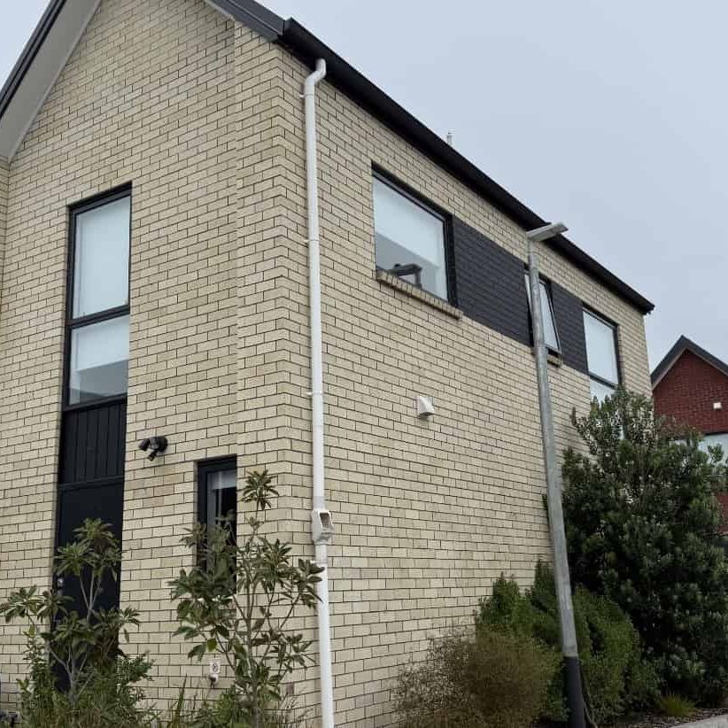 Modern 2 bedroom home - Ranui - Photo 1