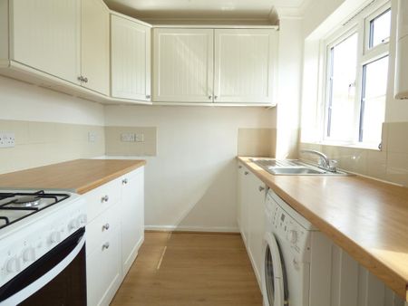 2 bedroom terraced house to rent - Photo 5