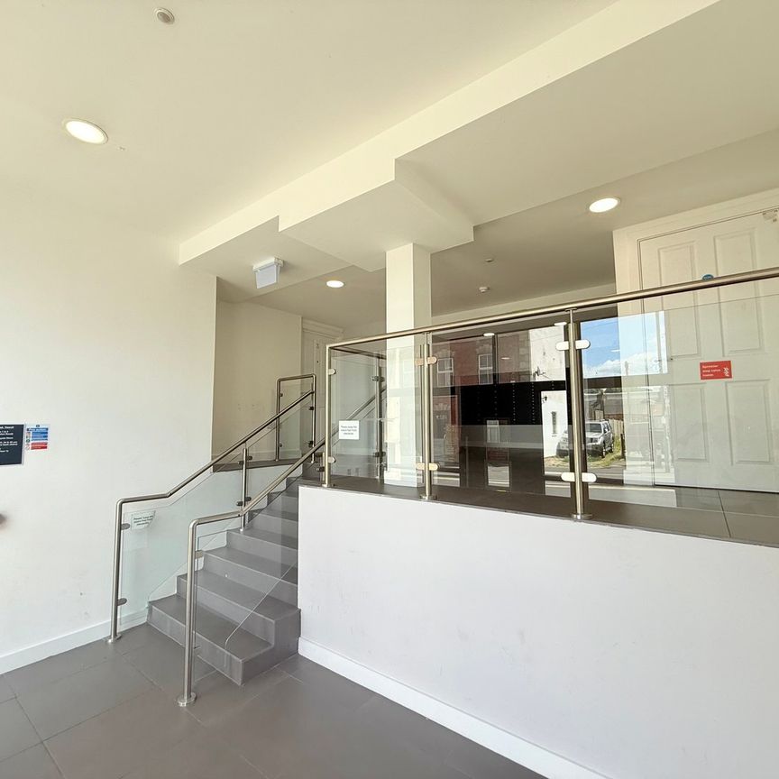 Newton Road, Yeovil, Somerset - Photo 1