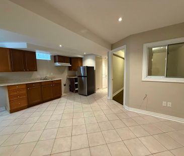 For Lease - 3023 Mission Hill Drive Unit# Bsmt, Mississauga, Ontario - Photo 4