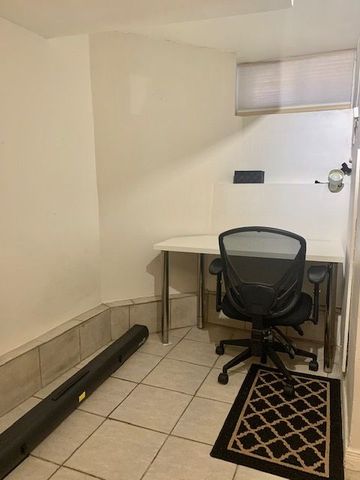 For Lease - 487 indian Grove Unit# 3, Toronto, Ontario - Photo 4