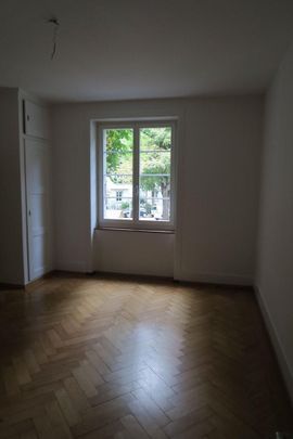 BEFRISTET ZU VERMIETEN - charmante Altbauwohnung im Breitenrain - Foto 1