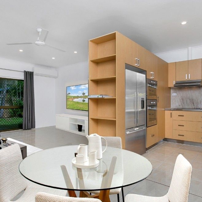 LARGE FAMILY HOME IN SOUGHT AFTER LOCATION! - Photo 1
