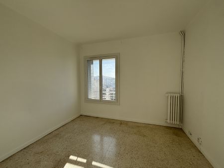 Location T3 75m² Marseille 13009 Michelet / Ste Marguerite - Photo 5