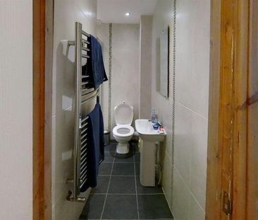 6 bedroom house to rent - Photo 3