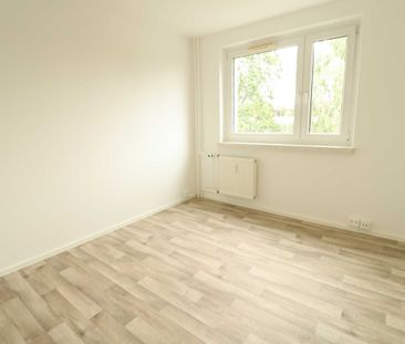 Helle 3-Raumwohnung mit Süd-Balkon und Wanne - Photo 3