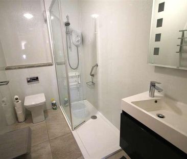 Anderson Court, Bellshill, ML4 - Photo 4