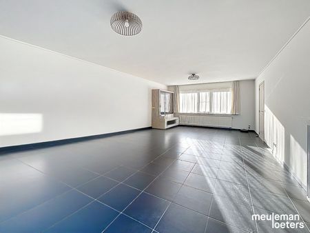 Ruime instapklare woning met 3 slaapkamers - Photo 5