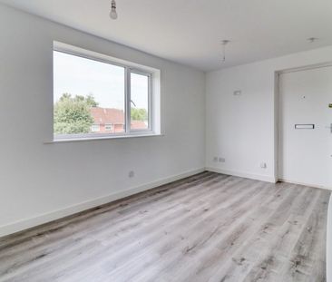 Ebourne Close, Kenilworth - Photo 6