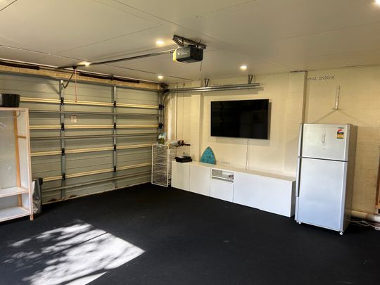 Wahroonga - Photo 1