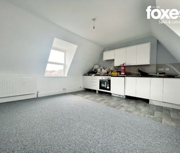 2 bed flat to rent in The Crescent, Bournemouth, Dorset, BH1 4EX - Photo 6