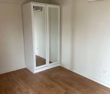 Headline Goes Here - Photo 2