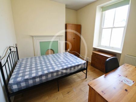 1 Bed - Custom House Street, Aberystwyth, Ceredigion - Photo 4