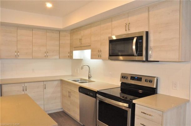 For Lease - 160 Rochefort Street Unit# D3, Kitchener, Ontario - Photo 1