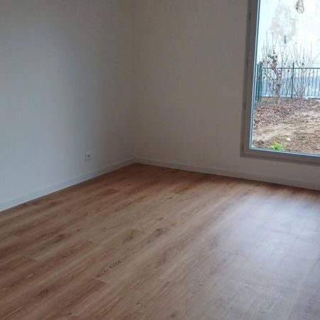 location Appartement T2 DE 47.84m² À REIMS - Photo 3