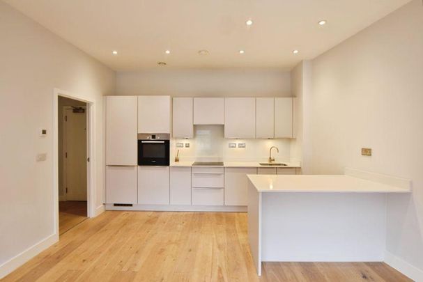 2 bedroom flat to rent - Photo 1