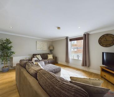 2 bedroom terraced house to rent - Photo 3