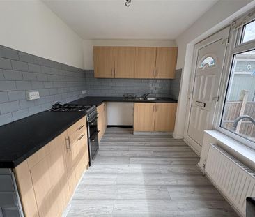 2 bedroom townhouse to rent - Photo 5