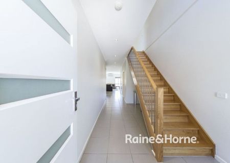 Space, Location & Superb Design - Photo 3