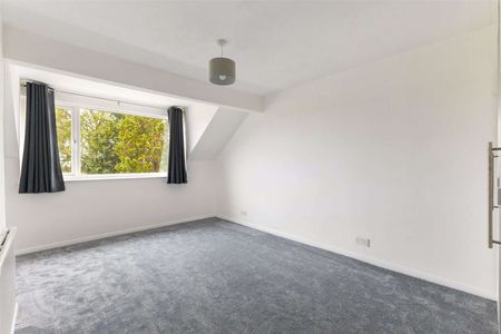 A superb detached four bedroom home with stunning views over the surrounding countryside. - Photo 3