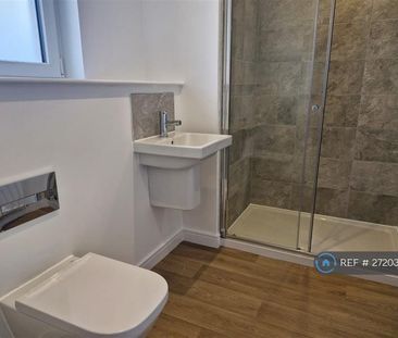 4 bedroom terraced house to rent - Photo 6