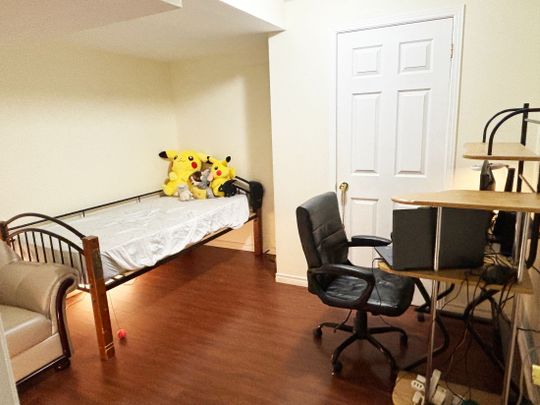 For Lease - 18 Huntington Park Drive Unit# Basement, Markham, Ontario - Photo 1