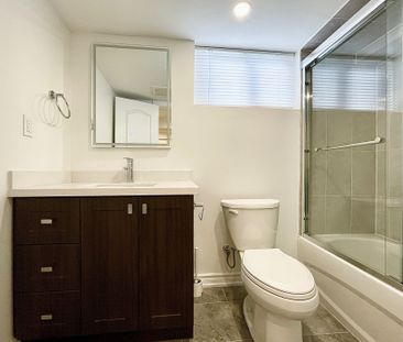 For Lease - 254 Browndale Crescent Unit# Bsmt, Richmond Hill, Ontario - Photo 5
