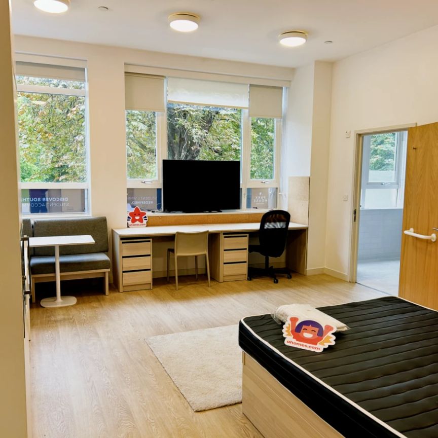 Platinum Plus Studio - Photo 1