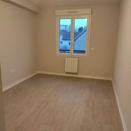 Location : Appartement 2 pièces 48 m2 – ETUPES - Photo 1