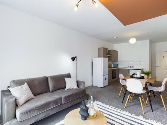 2 bedroom flat to rent - Photo 1