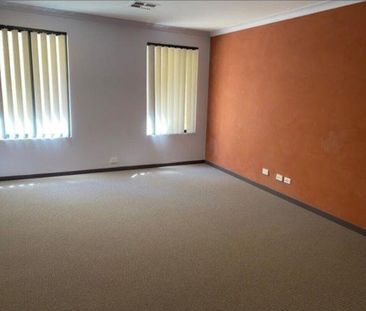 Secret Harbour - Photo 2