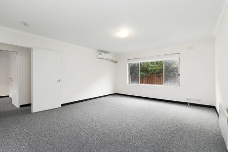 Ground Floor Unit in Great Location - Photo 5