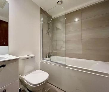 Fabrick Square, Drapery House, Lombard Street - Photo 1