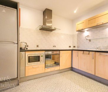 2 bedroom apartment to rent - Photo 6