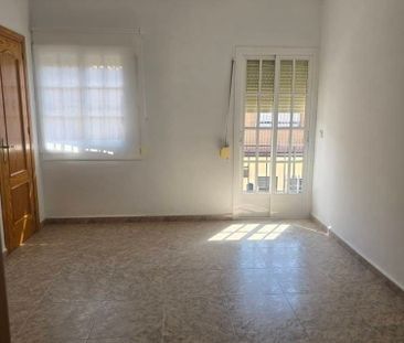 Alquiler de piso en Estación - Photo 2