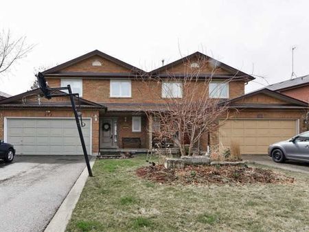 For Lease - 292 Hillside Drive, Mississauga, Ontario - Photo 3