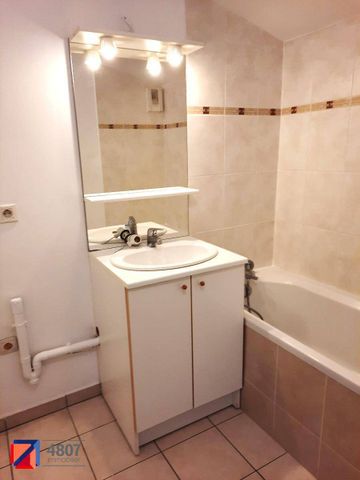 Location appartement rénové 2 pièces 49.85 m² à Cluses (74300) 4 - Photo 5