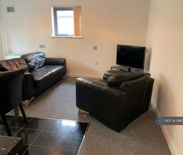 2 bedroom flat to rent - Photo 1