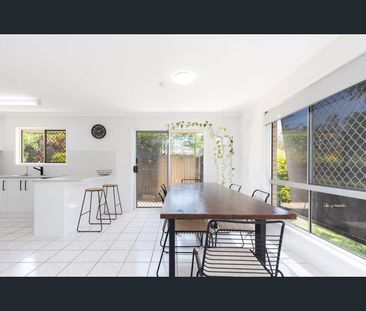 Well-Located Family Home Opposite Golf Course - Prime Pialba Position - Photo 2