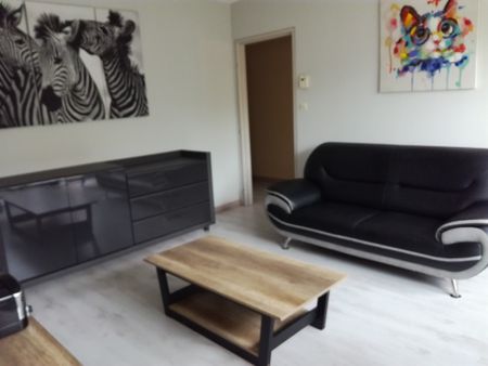 Location Appartement 2 pièces 53m² VALENCIENNES 59300 - Photo 2